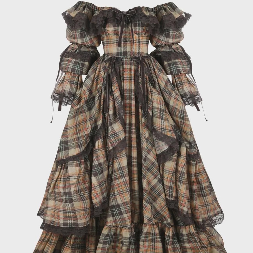 Selkie Pointer Waltz Gown in 6x BNWT